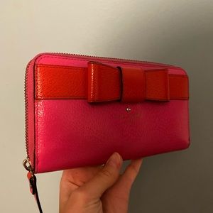 Kate Spade bow wallet!